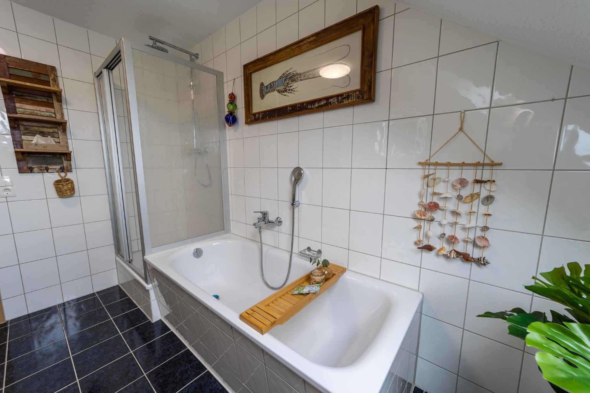 Schlossberg-Domizil Mit Weitblick - Arbeitsplatz, Balkon, Netflix, Badewanne & Yogamatte Chemnitz Exterior foto